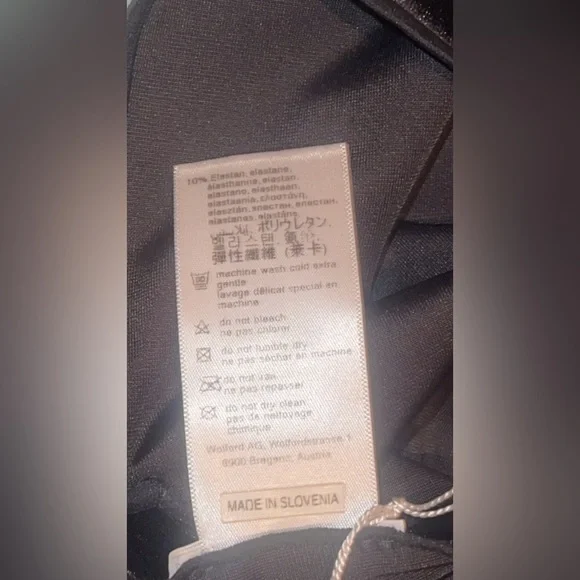 Wolford Elegant Black Velvet Cold-Shoulder Top S NWT Flawed - Picture 7 of 8